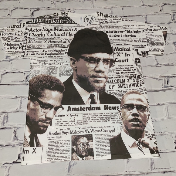 Jerzees Other - Malcolm X t shirt size medium